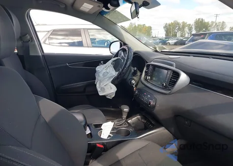 2019 Kia Sorento 2.4L Lx from USA, damaged, VIN 5XYPG4A31KG455415